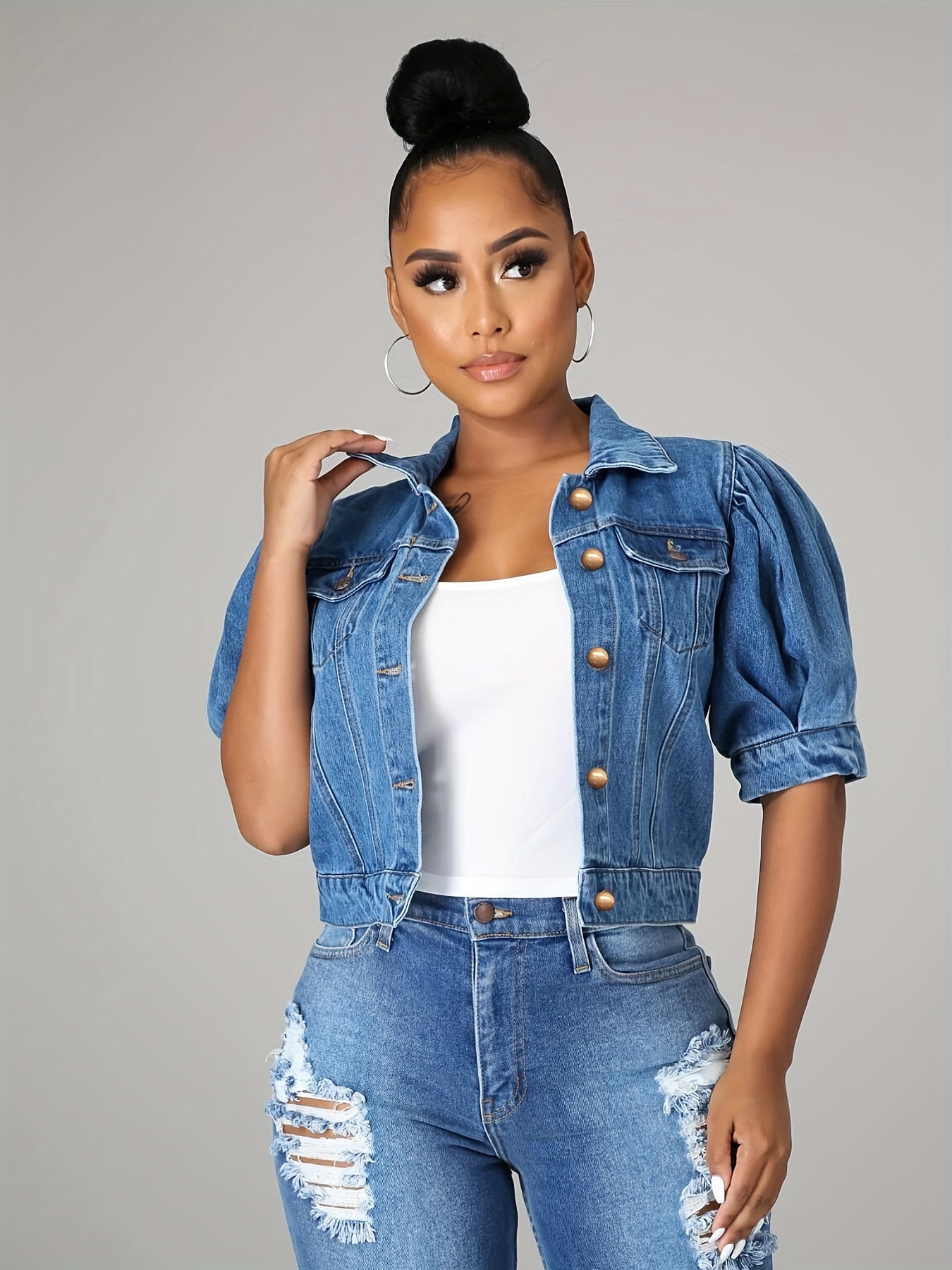 Lovevop-Puff Short Sleeves Flap Pockets Button Closure Washed Blue Cropped Denim Shorts, Women's Denim Shorts