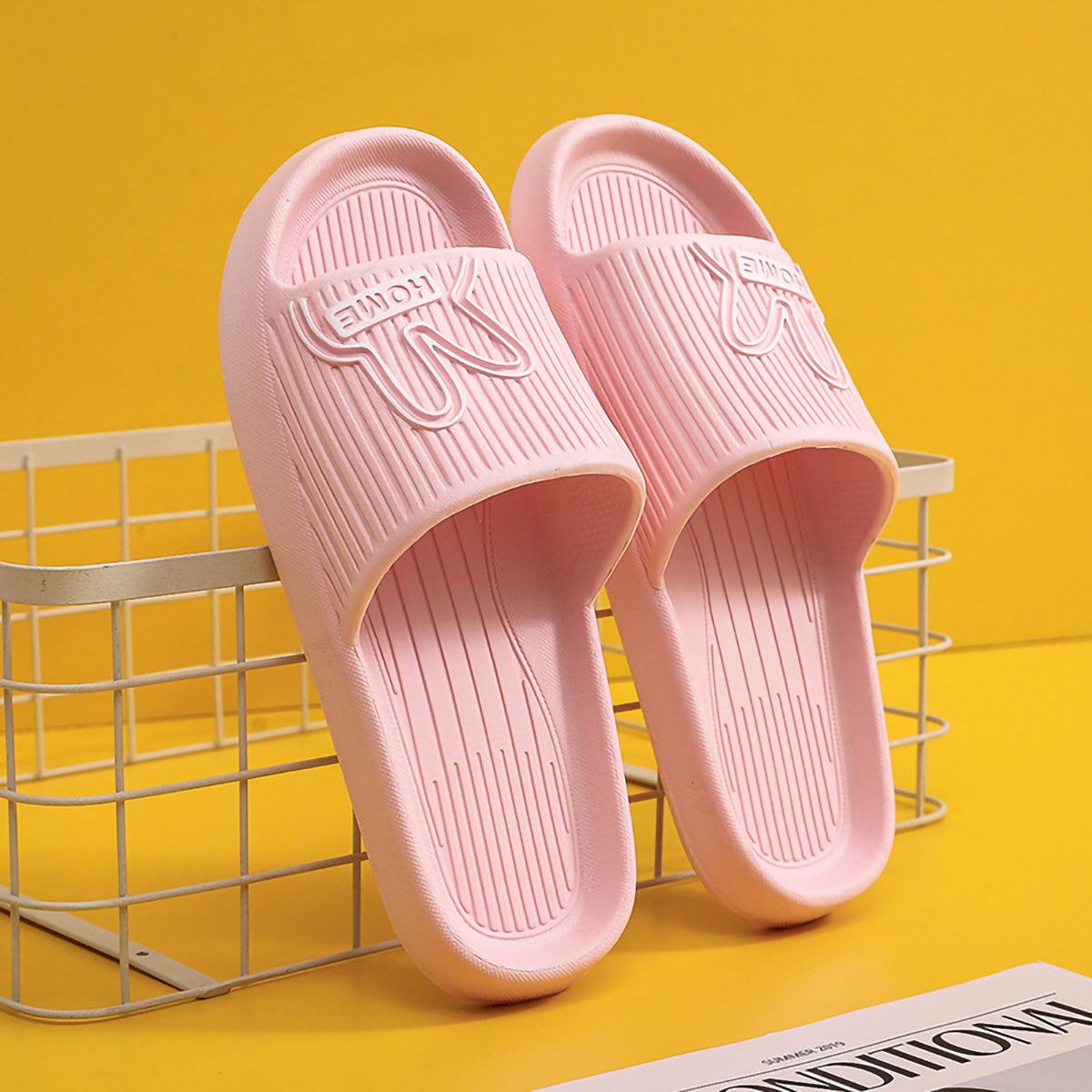 「lovevop」Women's Cute Cartoon House Slippers - Quick Drying, Non-slip & Open Toe!