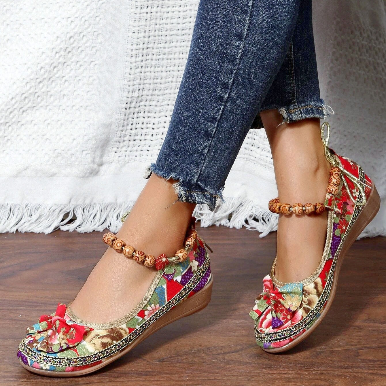 「lovevop」Women's Stylish Floral Print Slip-Ons - Ethnic Ankle Strap Flat Shoes for Casual Walks