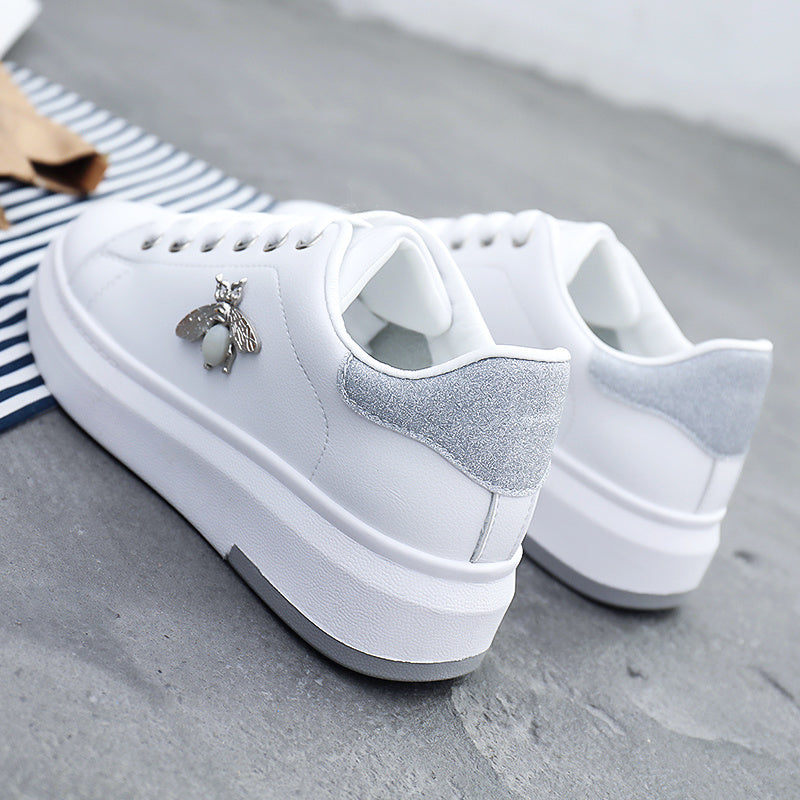 「lovevop」Small White Shoes, Women's 2022 Autumn New All-match Thick-soled Bee Decor Casual Skate Shoes