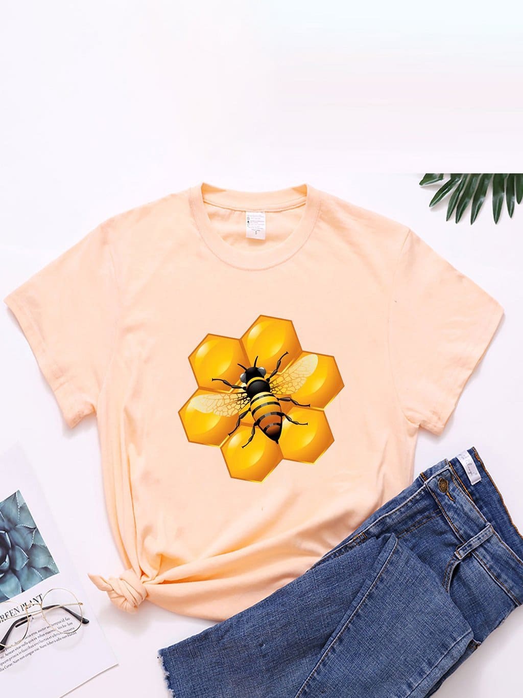 lovevop Summer Bee Art Print Casual Short Sleeve T-Shirt