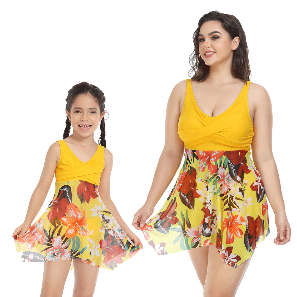 「🌼Summer Flash Sale - 50% Off」Ruffle Floral Print One Piece Mommy and Daughter Swimsuits