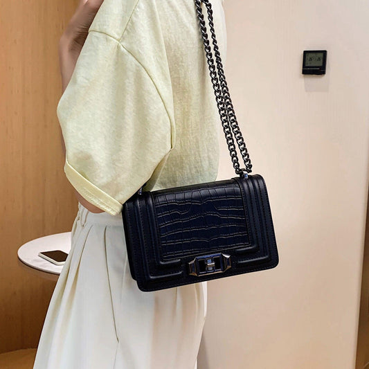 lovevop Fashion Retro All-Match Single Shoulder Messenger Bag