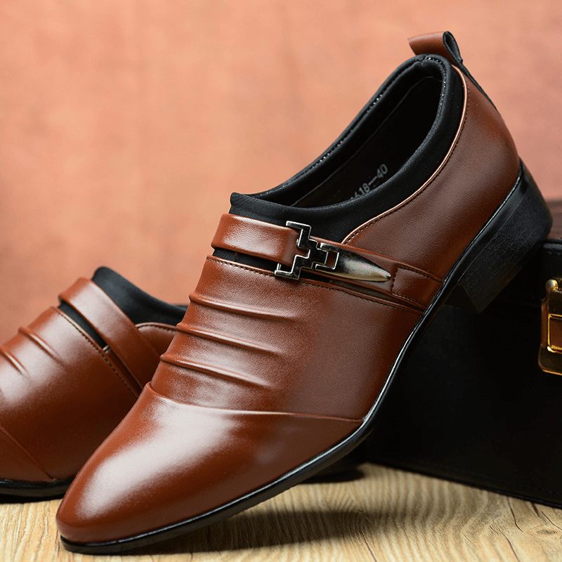 lovevop Men Solid Color Folds Comfy Microfiber Leather Non Slip Formal Shoes