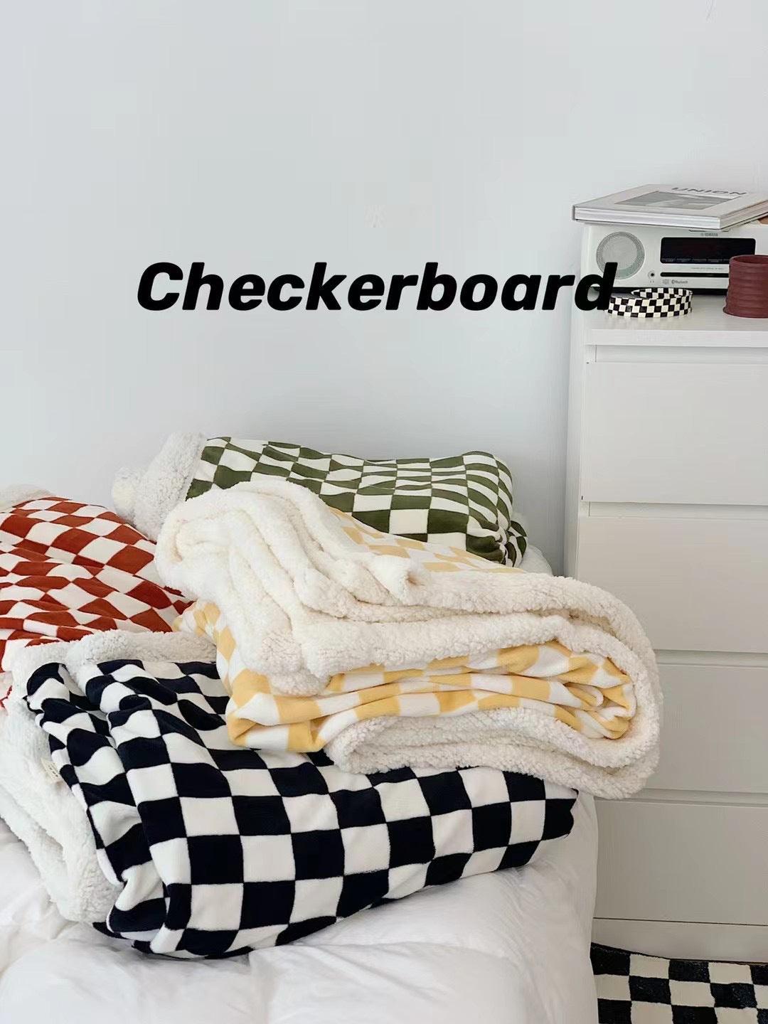 lovevop Soft Checkerboard Sherpa Blanket
