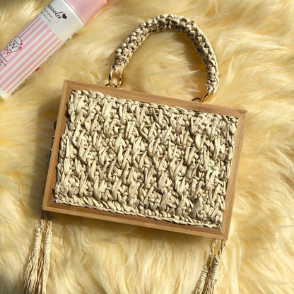 lovevop Wooden Frame Straw Bag