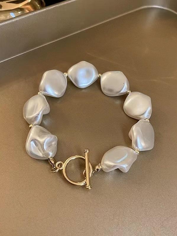 lovevop Large Irregular Pearl Pearl Beaded Bracelet