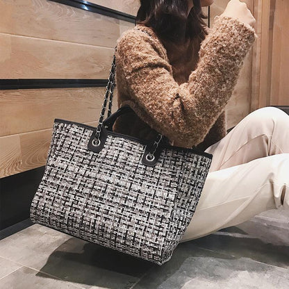 lovevop Plaid cloth handbag Fashion big bag Spring and summer new chain shoulder bag tide small fragrance handbag