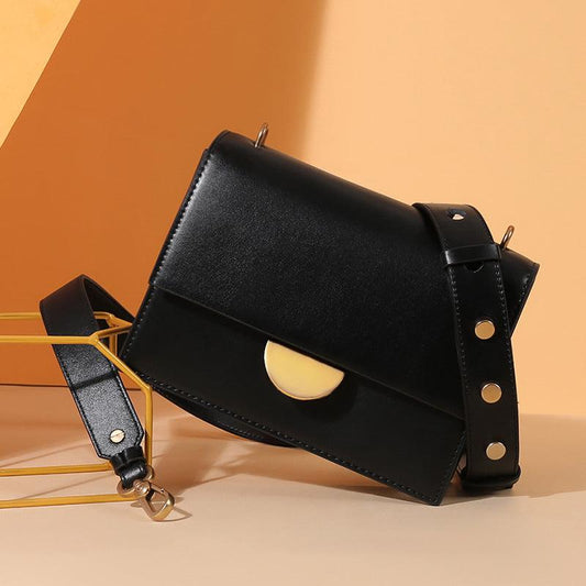 lovevop Crossbody bag with studded strap