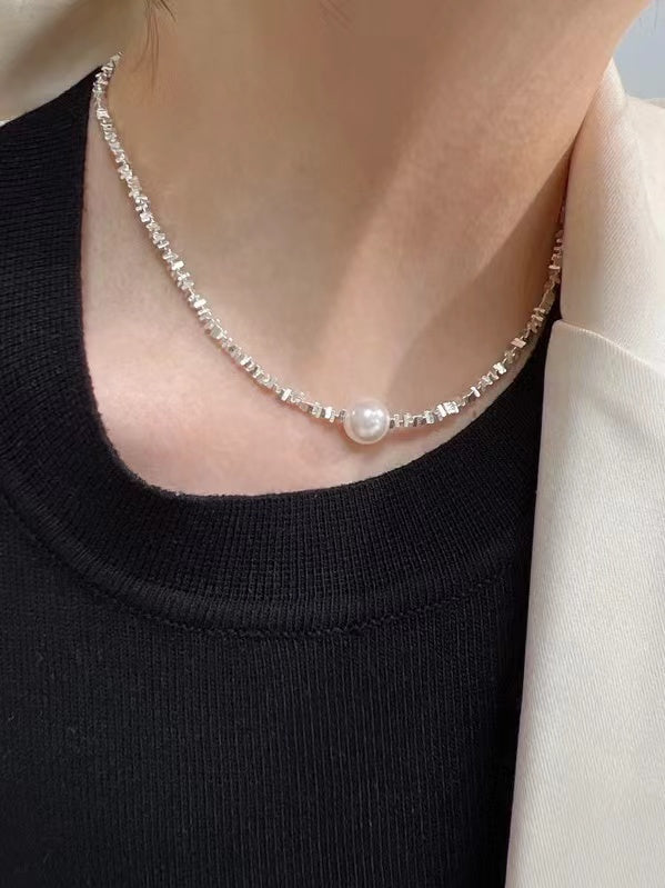 lovevop Mini Triangle Geometric Shard Silver Necklace