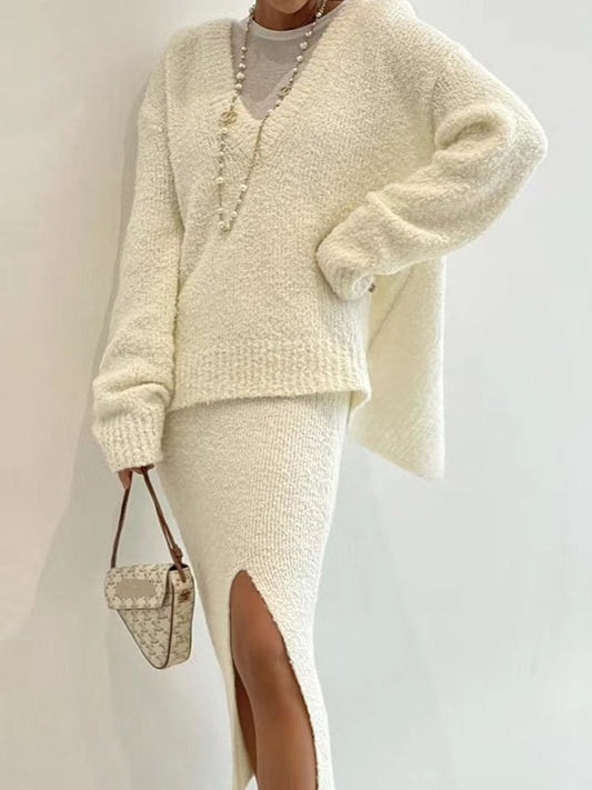 lovevop Cozy V-neck Back Slit Sweater&Camisole 2 Pieces Suit