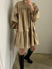 lovevop Simple Crew Neck Pleated Casual Balloon Sleeve Dress