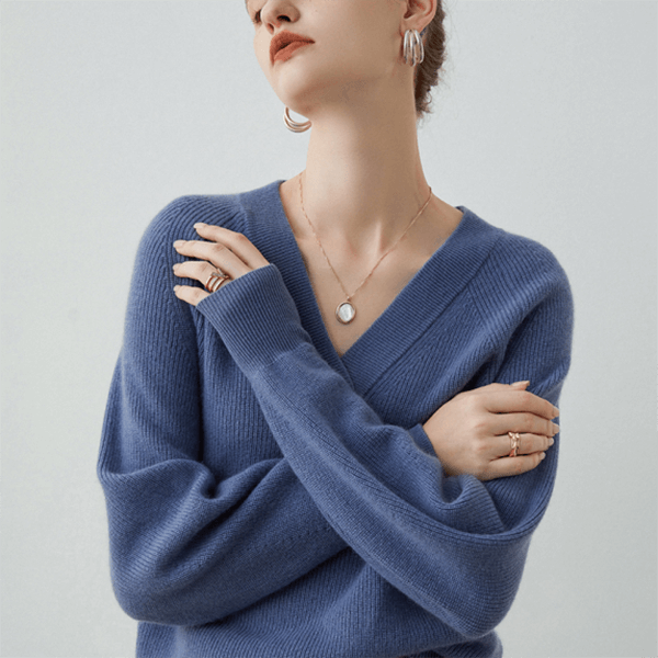 🔥WOMEN'S V-NECK CASHMERE SWEATER