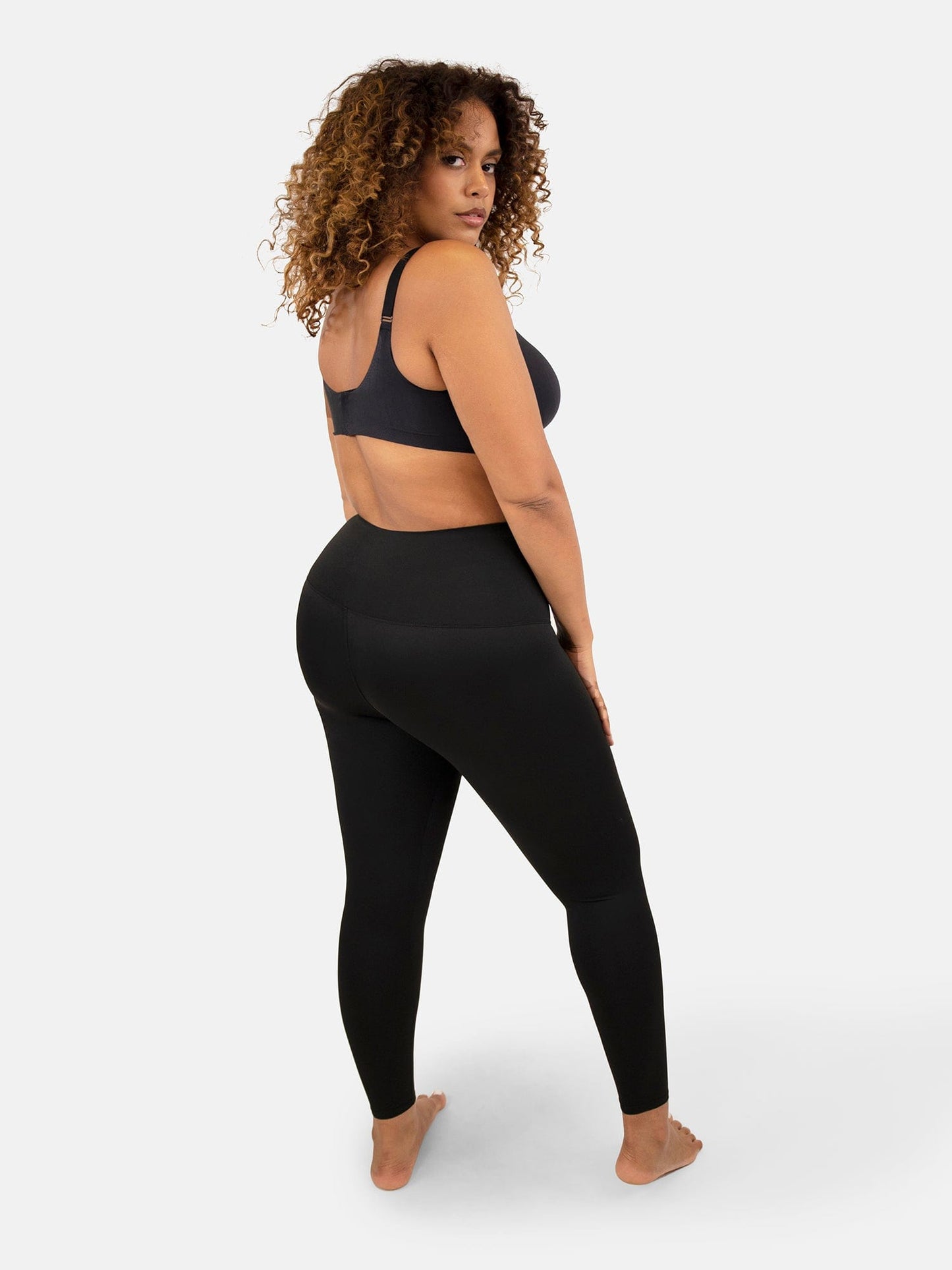 In-Control Medium Rise Hooked Leggings